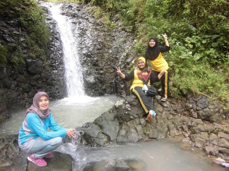 Harga Tiket Dan Lokasi Curug Song Banyumas Sering Jalan