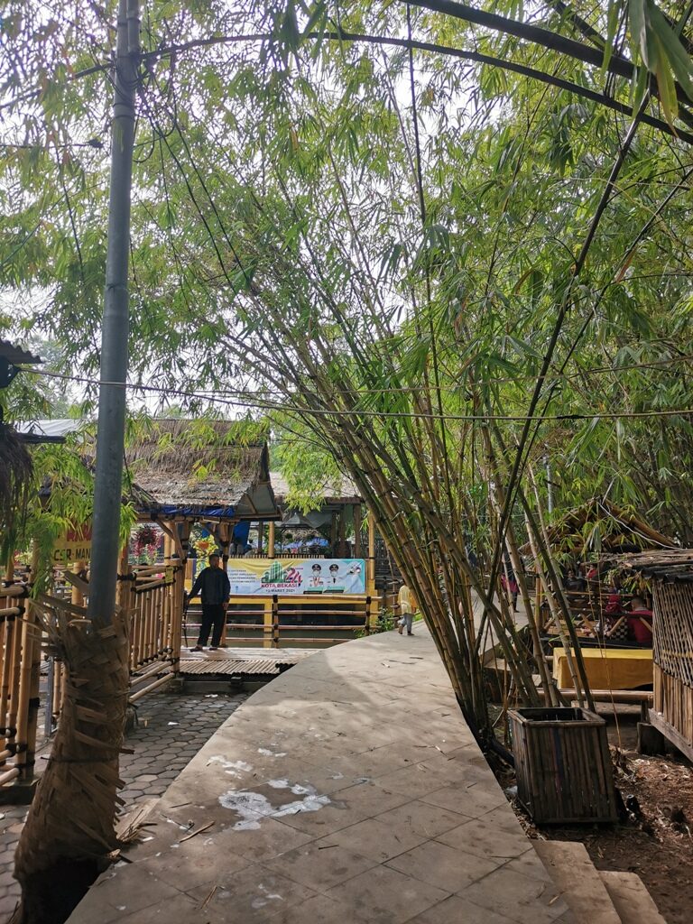 Harga Tiket Taman Bambu Bekasi Dan Fasilitasnya Sering Jalan