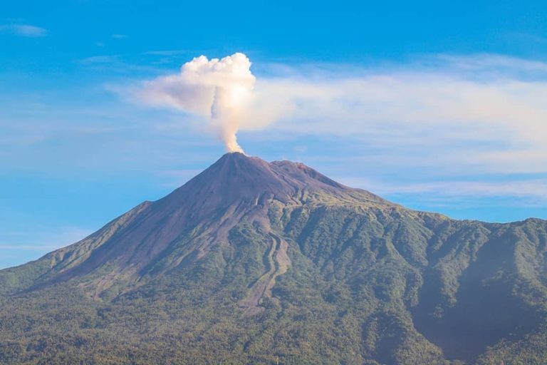 Mengenal Gunung Karangetang Di Siau Kabupaten Sitaro Sulawesi Utara ...