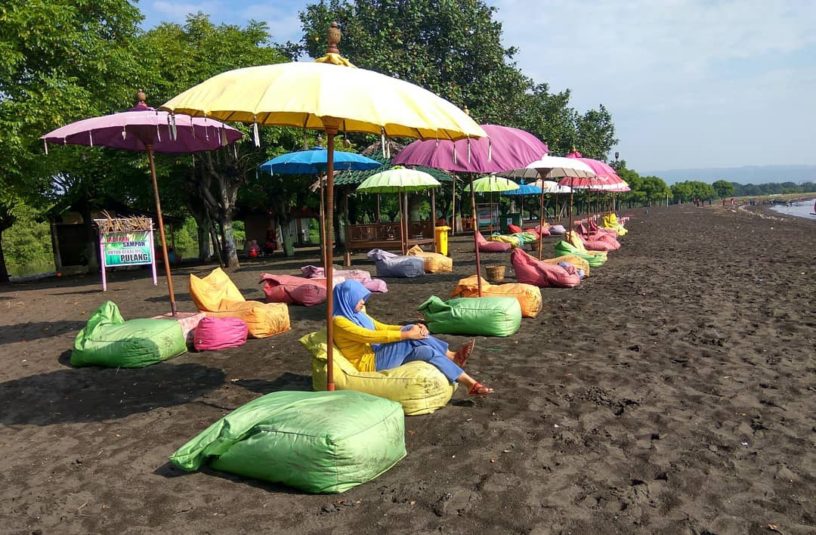 Pantai Syariah atau Pulau Santen