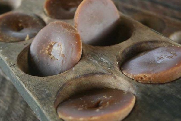 Gula Jengkol Khas Penajam Paser Utara