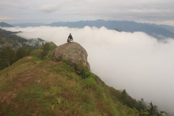 Gunung Simbolong, Gunung Tertinggi di Sulawesi
