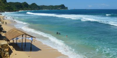 Pantai Nampu Wonogiri