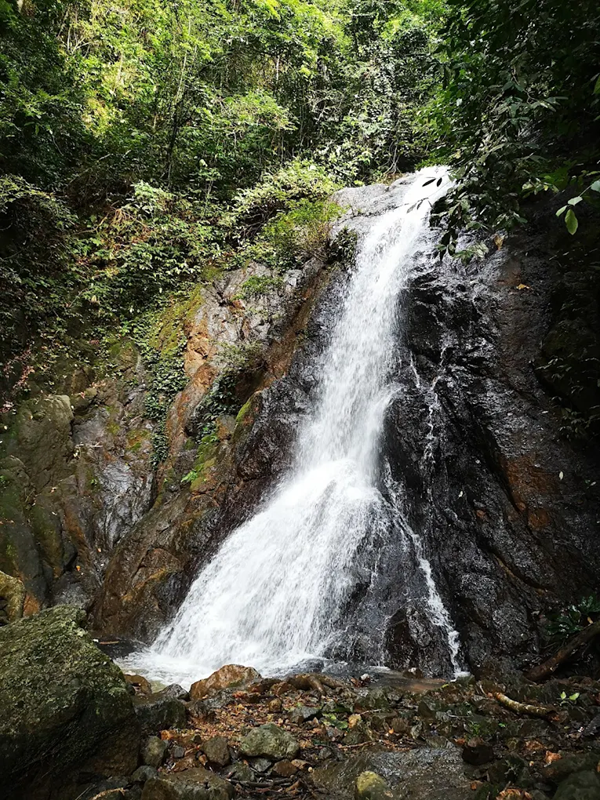 Air Terjun Lano di tabalong kalimantan selatan