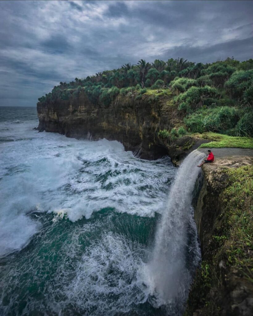 Karang Bolong Pacitan