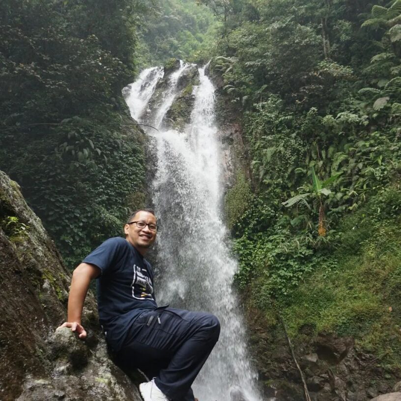 Inilah Lokasi Curug Ciherang Dan Harga Tiket Terbarunya - Sering Jalan