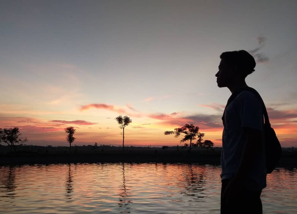 sunset di Taman Pelangi Pebayuran Bekasi