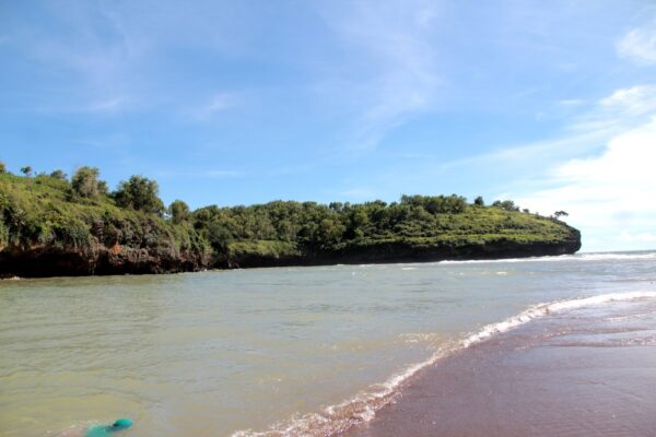 Pantai Ngiroboyo Pacitan