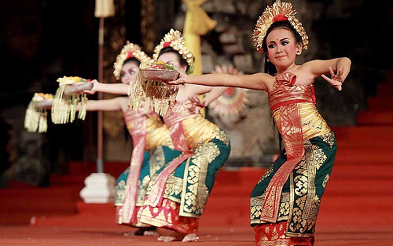 Makna Tari Pendet