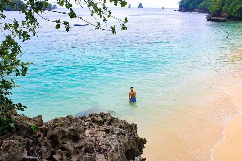 Pantai 3 Warna malang