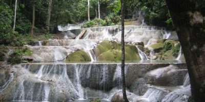 Air Terjun Piala