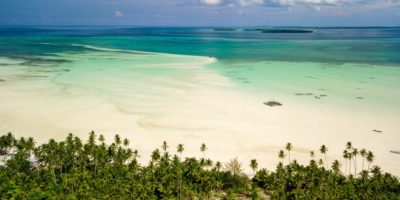 Nusa Pombo Maluku Tengah