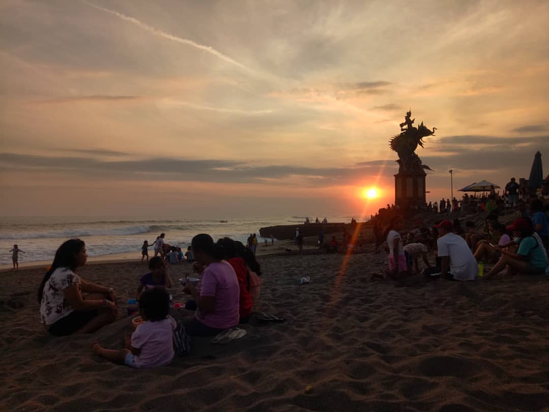 pantai Pererenan Badung Bali
