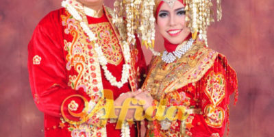 Baju Adat Suku Minangkabau