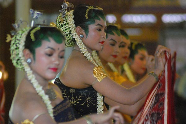 Pertunjukan Tari Bedaya