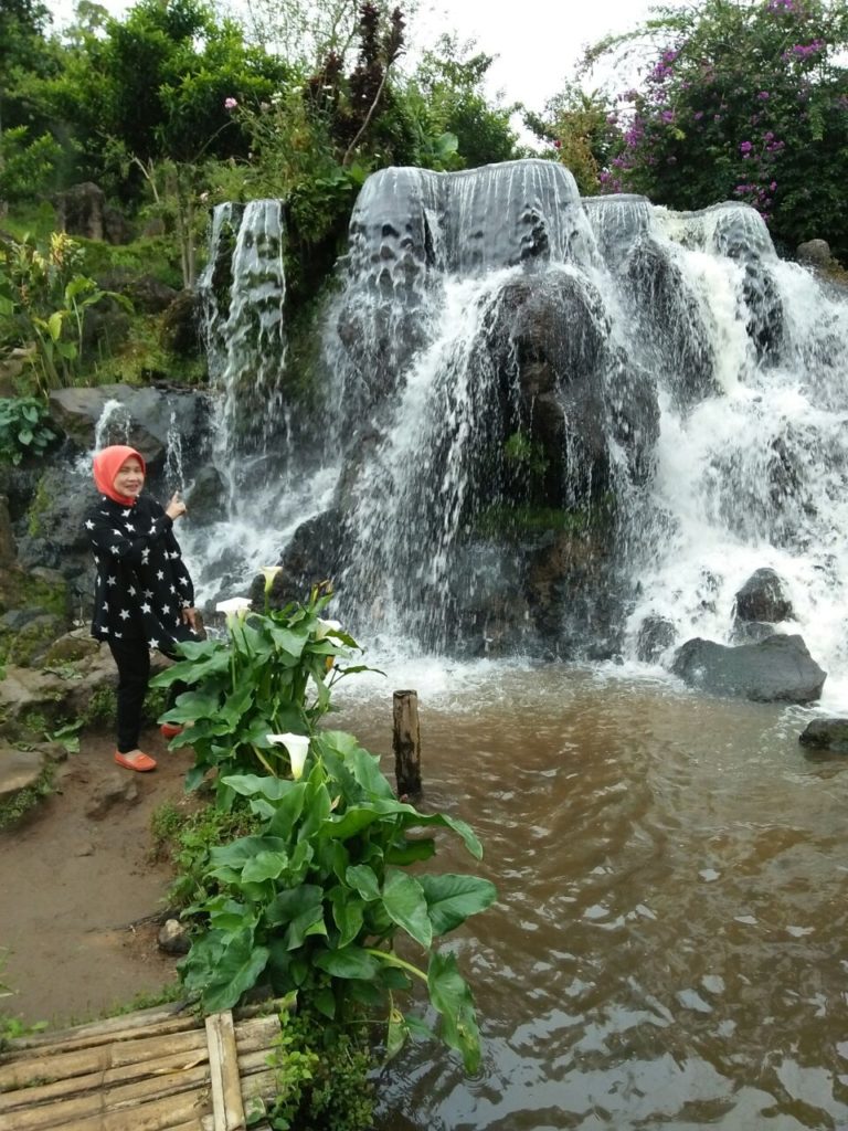 Dini-Curug-Tilu-Ciwidey