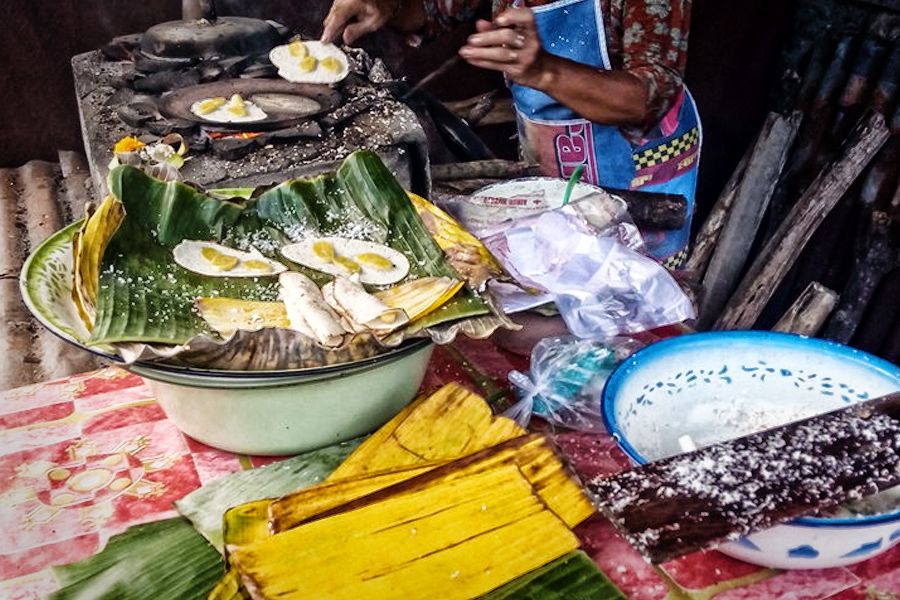 lak-lak pisang, Kuliner dan Makanan Khas Tabanan Bali