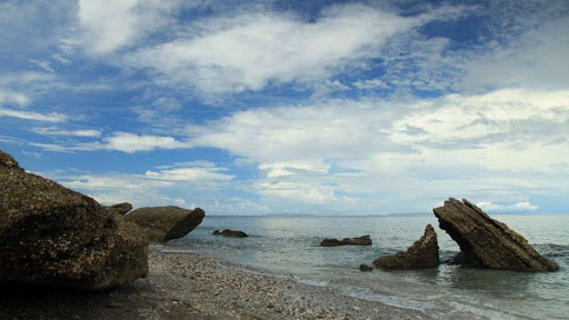 Pantai Tanjung Kuako 