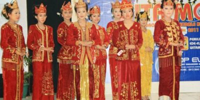 Pakaian Adat Daerah Sulawesi Tengah