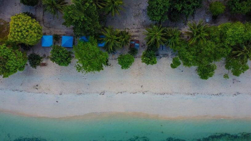 Pantai Jodoh Batauga 
