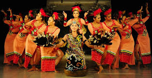 Tari Blunde Kalimantan