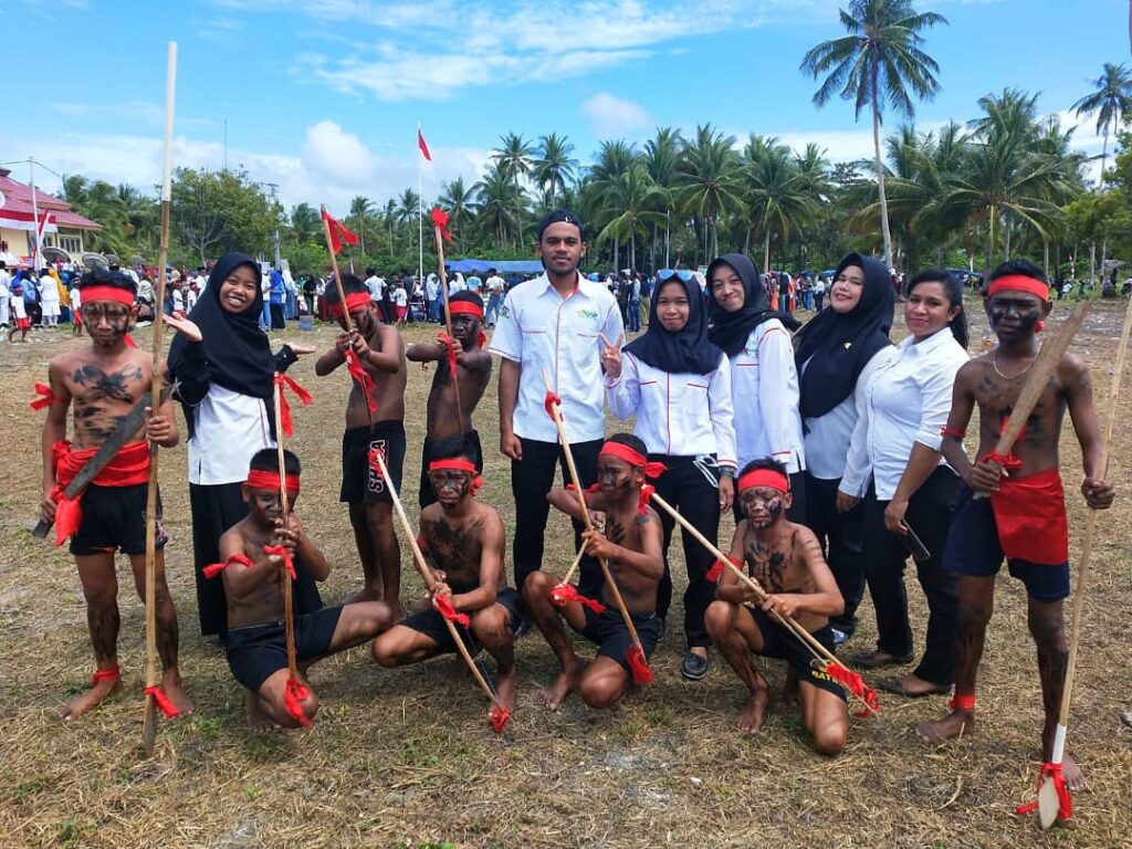 Sejarah Tari Cakalele, Tarian Perang Yang Unik Dari Tanah Maluku ...