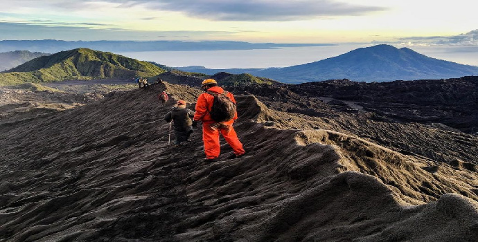 Pendakian Gunung Dukono, Tobelo Halmahera Utara - Sering Jalan