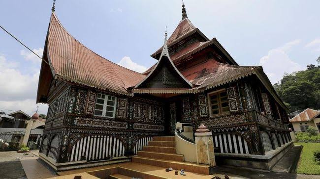 5 Tempat Wisata di Padang Panjang Sumatera Barat yang Indah Alamnya 3