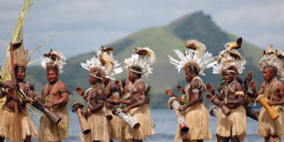 Tari Suanggi dari Papua Barat