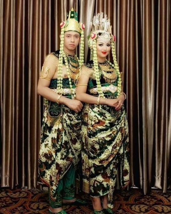 6 Baju Adat Pengantin Jawa Barat Sering Jalan