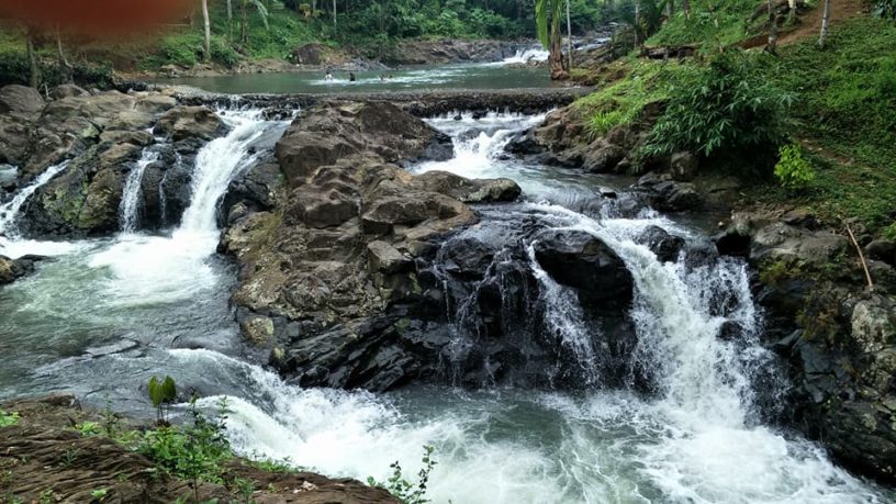 Curug Leuwi Bumi Pandeglang