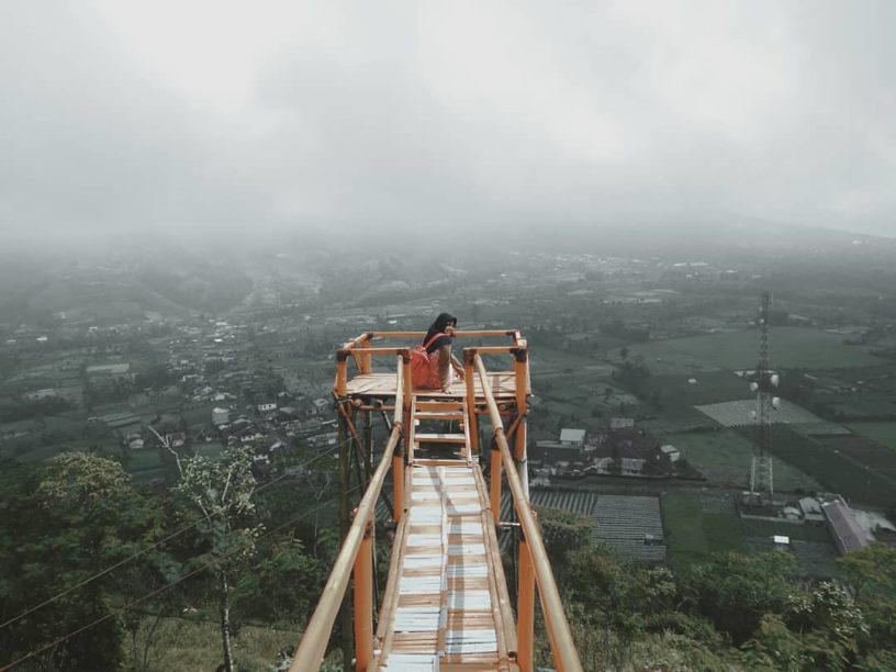 puncak telkom pratin