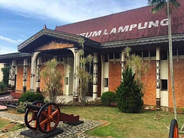Museum Lampung: meriam kuno