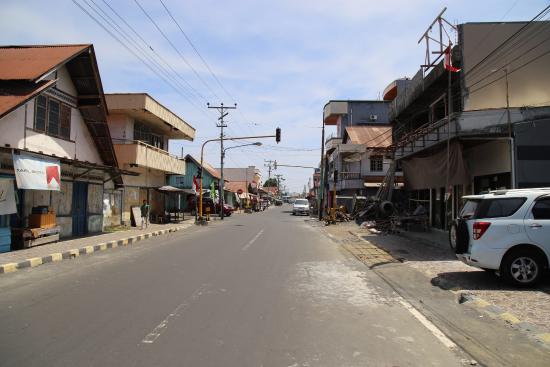 sudut jalan di kota tobelo
