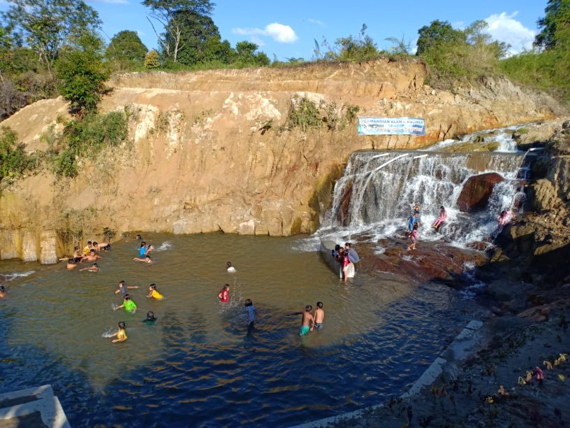 Ar Tinambunan lae tamberkuh, Tempat Wisata di Pakpak Bharat