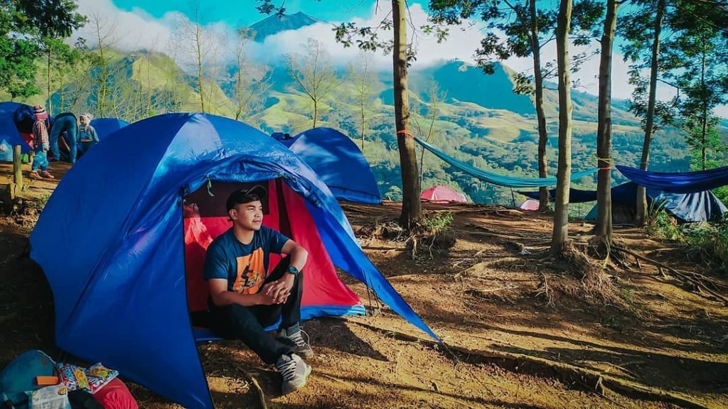 camping di Bukit Budug Asu