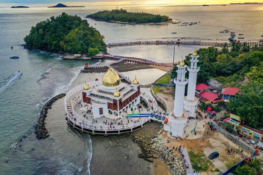Masjid Samudra Ilahi