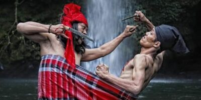 Sigajang Laleng Lipa ⁣atau Tarung Sarung