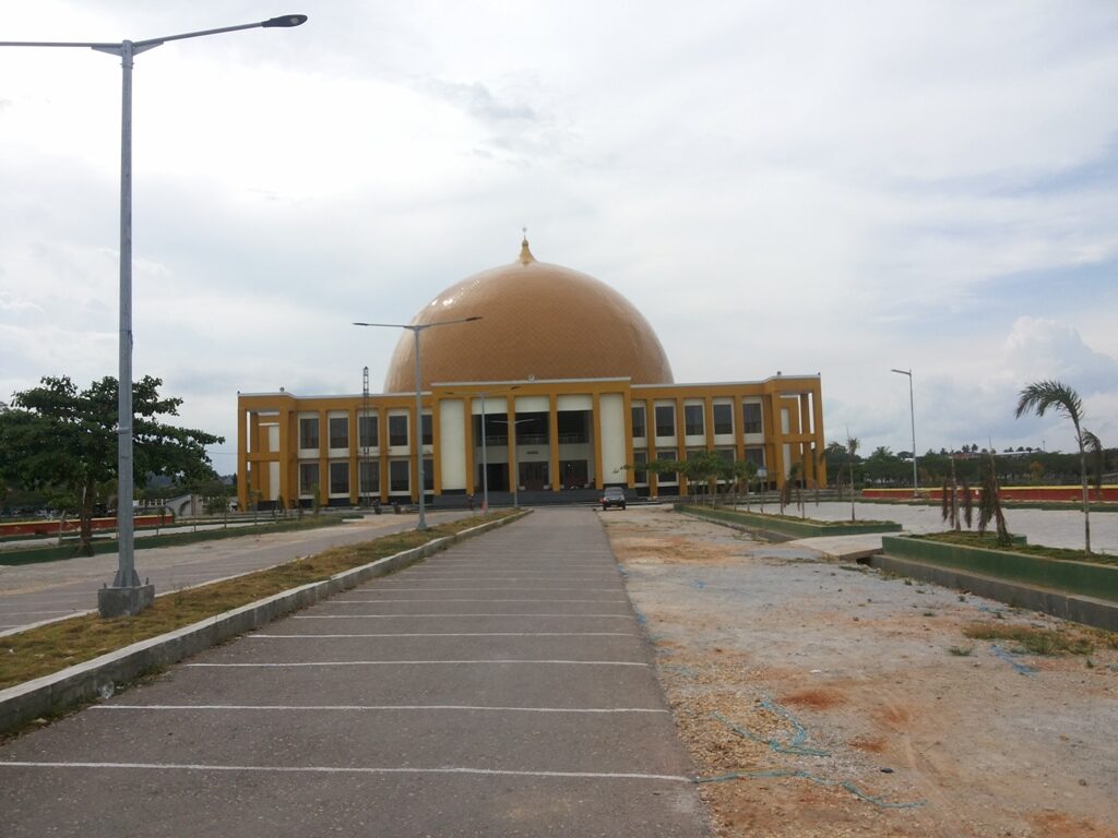 Masjid Al Munajat Oensuli di Muna
