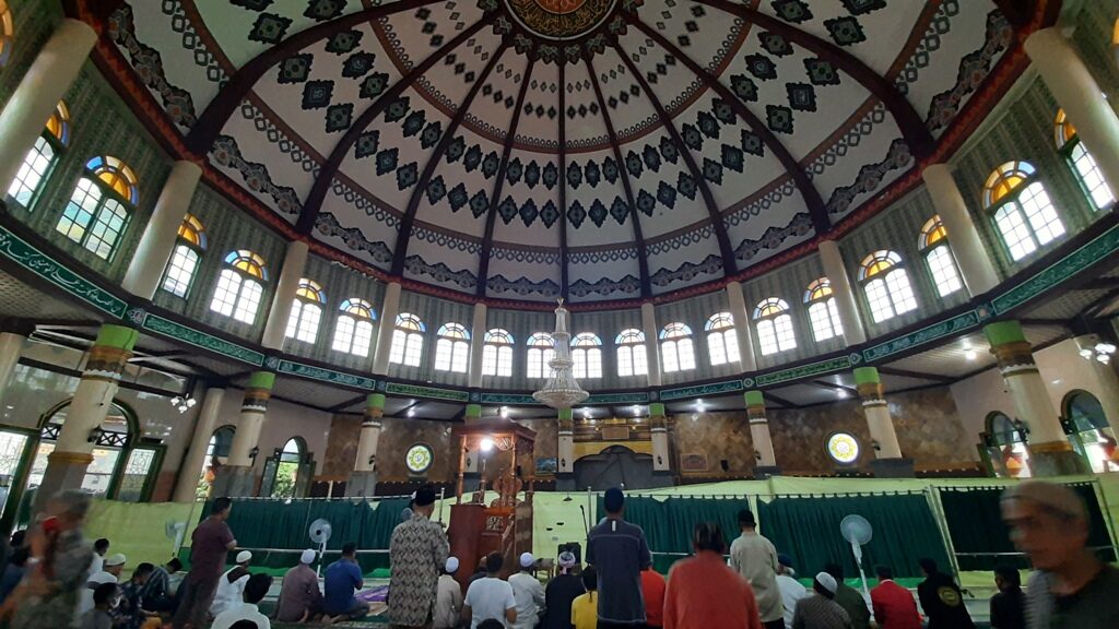 fasilitas dan kegiatan Masjid Istiqlal Bandar Jaya Lampung