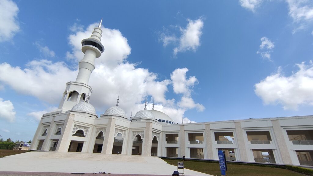 Masjid Sultan Mahmud Riayat Syah batam