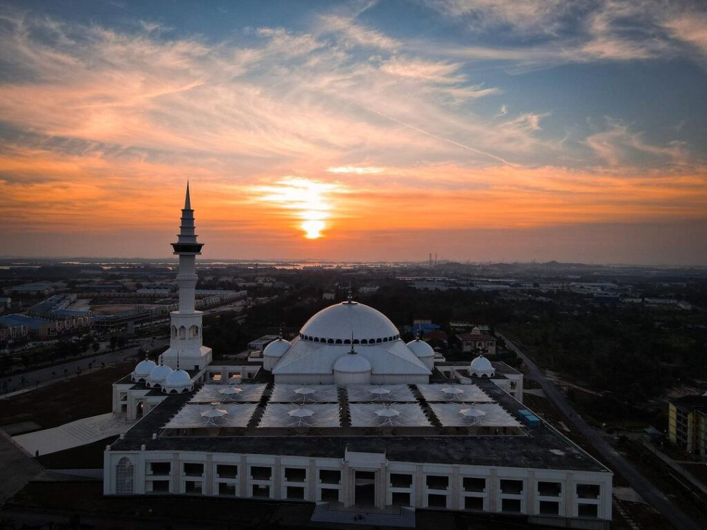 Masjid Sultan Mahmud Riyat Syah