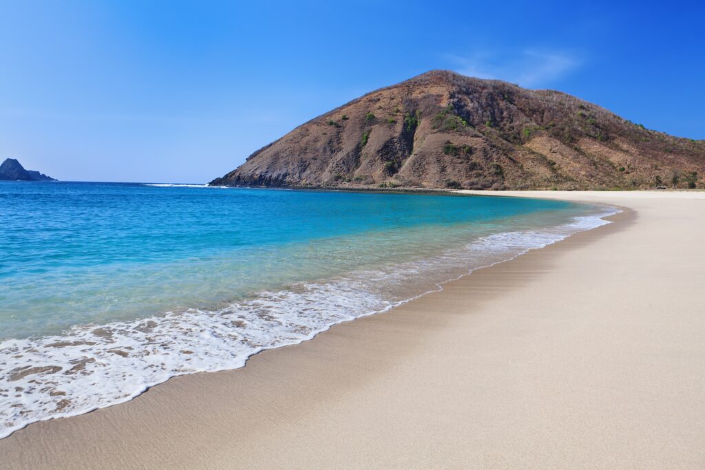 pantai mawun di lombok