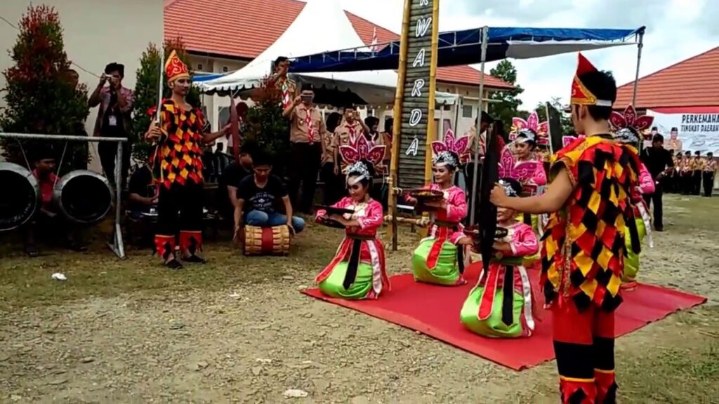 Tari Mondotambe