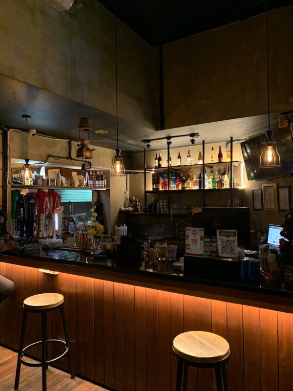 HOPS Kitchen & Bar