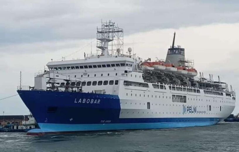 kapal pelni km labobar