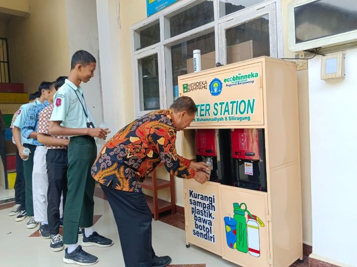 Kurangi Penggunaan Sampah Plastik - Photo by Muhammadiyah Official Site