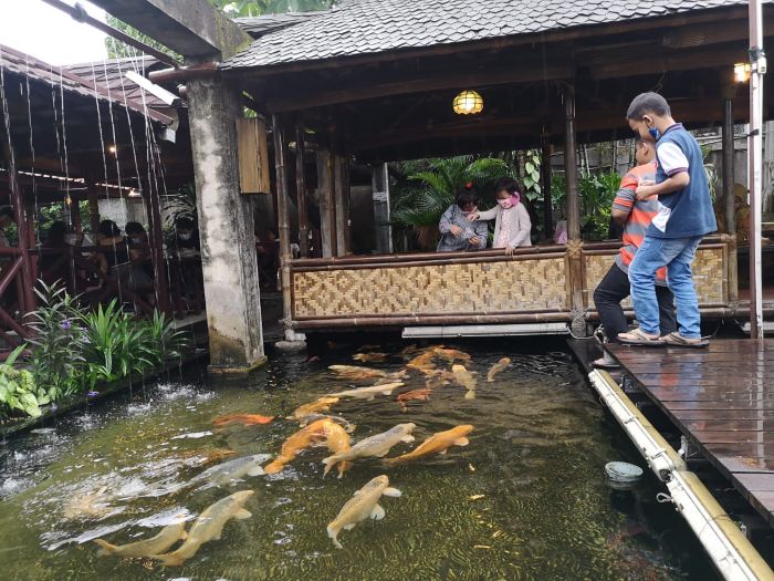 Rumah Makan Pondok Lauk di Tangerang - Photo by Google