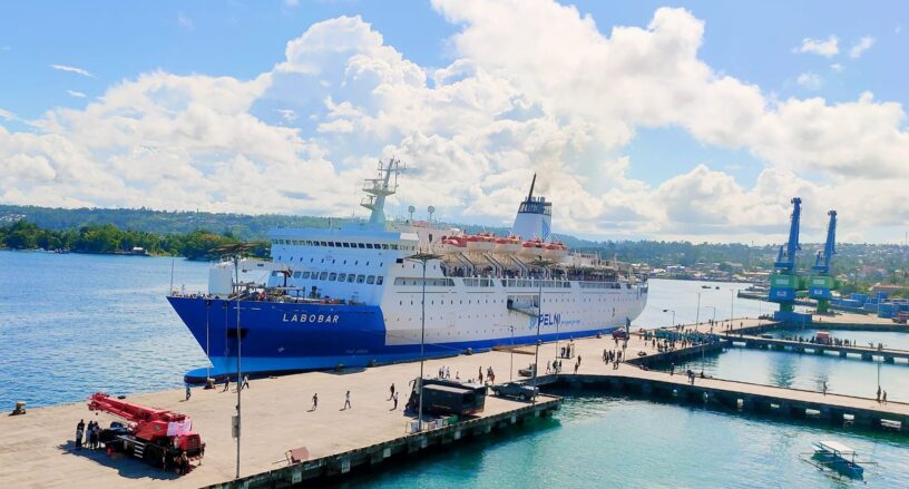 Pelabuhan laut Manokwari