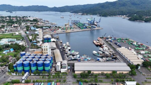 pelabuhan kota bitung